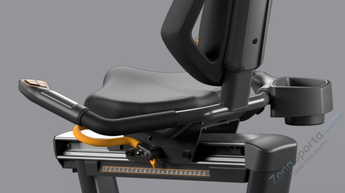 Горизонтальный велоэргометр Matrix Endurance с консолью Touch Base